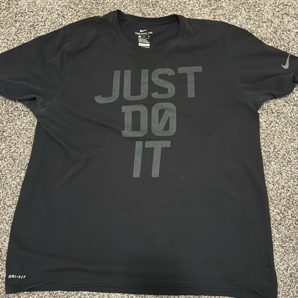 Nike Just Do It Shirt - Size XL